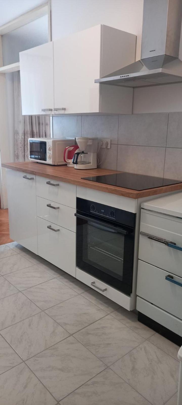 Apartment Tomislav Senj  Eksteriør billede